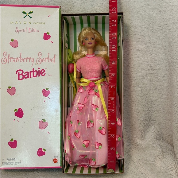 Mattel Barbie Strawberry Sorbet Doll - Picture 4 of 9